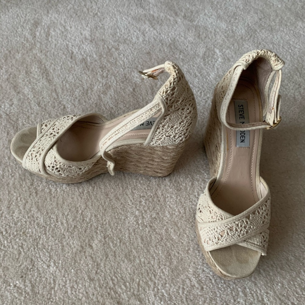 STEVE MADDEN wedged